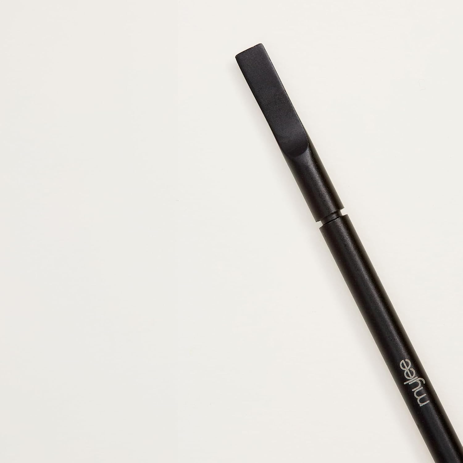 Cuticle Pusher – Professional, Sleek, Matte Black, Stainless Steel, Duel-Ended Salon-Quality Cuticle Pusher for Nudging Cuticles Back and Scraping Away Hard-To-Remove Skin Debris